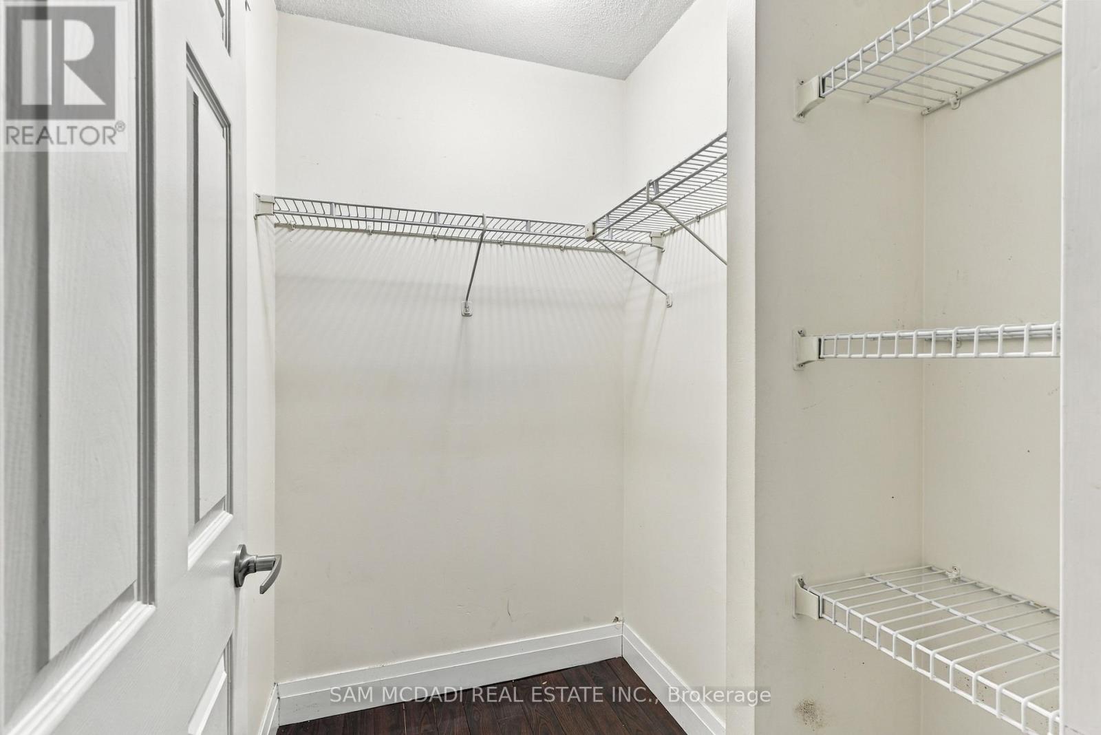 903 - 265 Enfield Place Property Photo 20