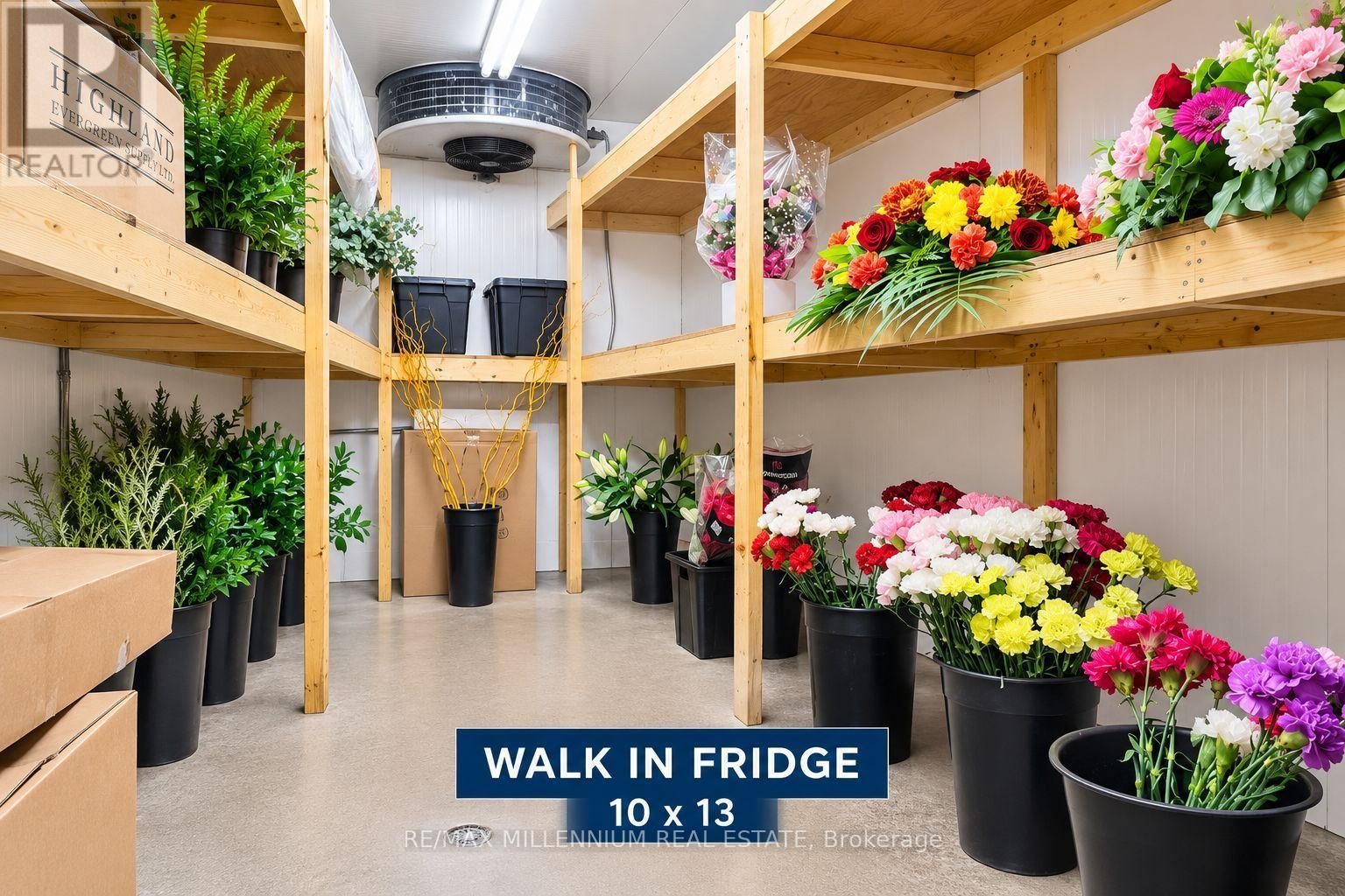 B - 518 Rogers Road Property Photo 6