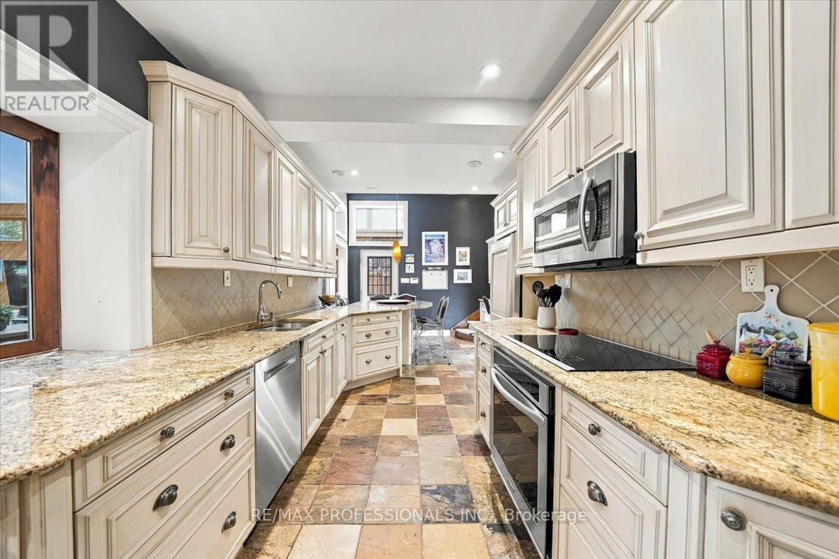 17 King Georges Road Property Photo 18