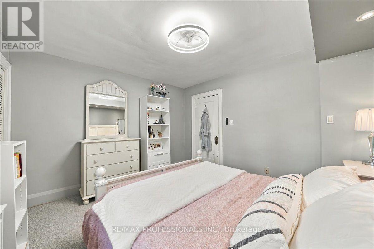 17 King Georges Road Property Photo 33