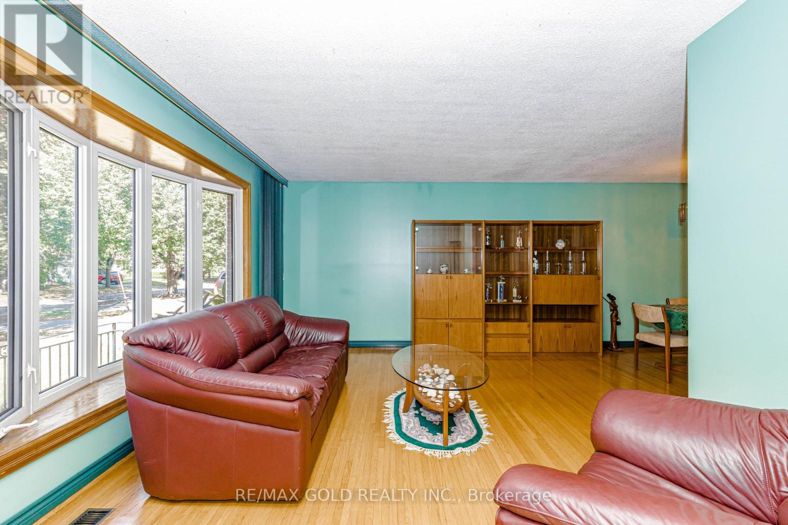 23 Brookdale Crescent Property Photo 17