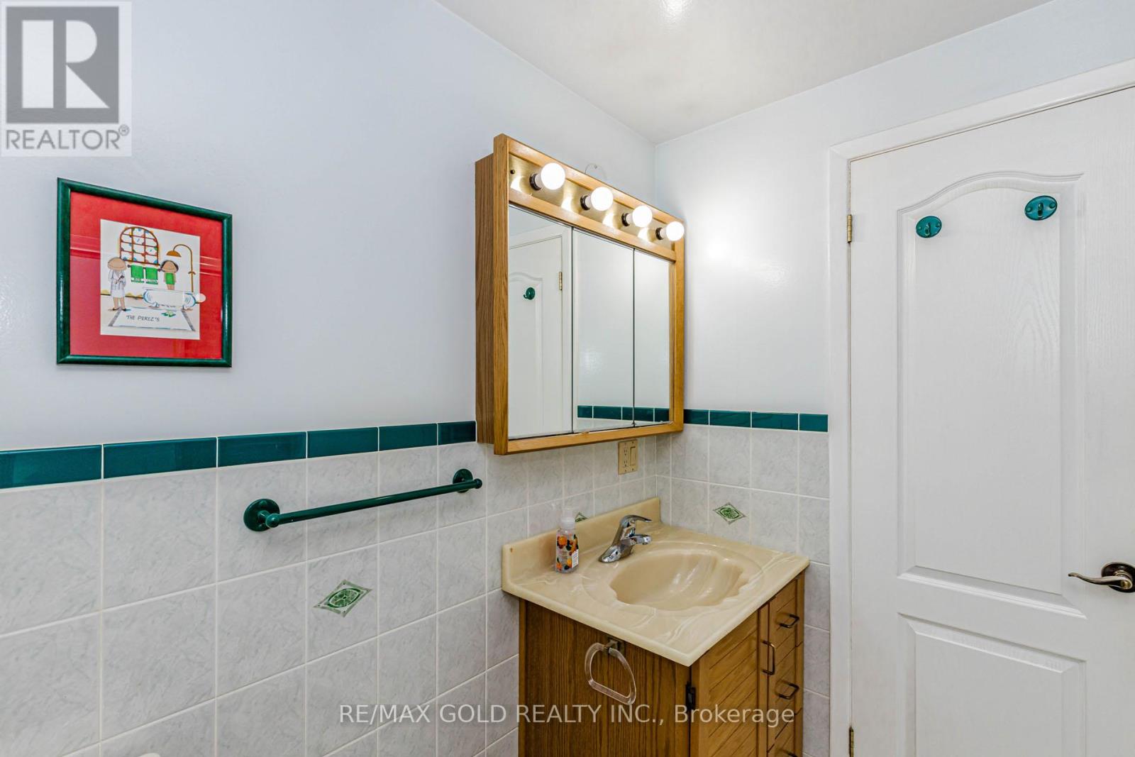 23 Brookdale Crescent Property Photo 33