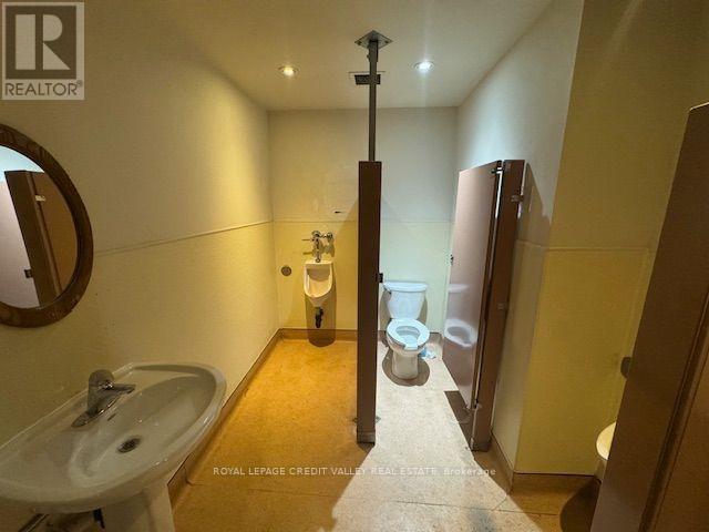 16 - 15 Allan Drive Property Photo 28