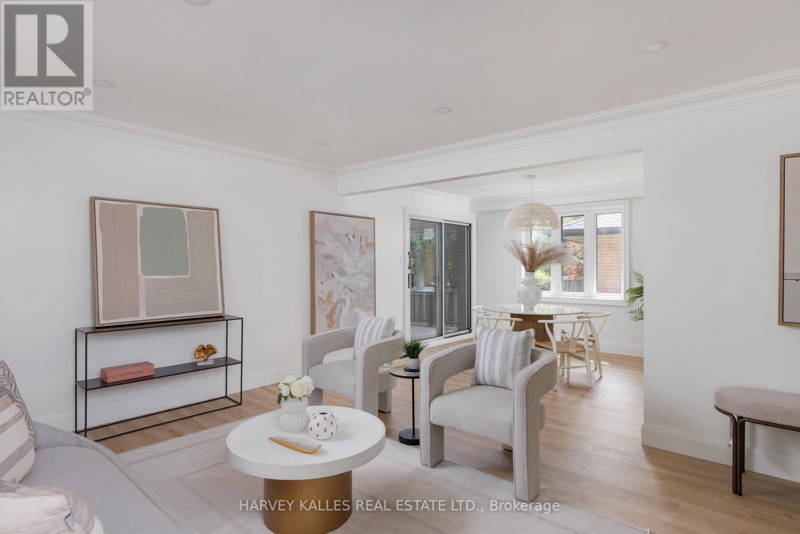 215 Edenbridge Drive Property Photo 10