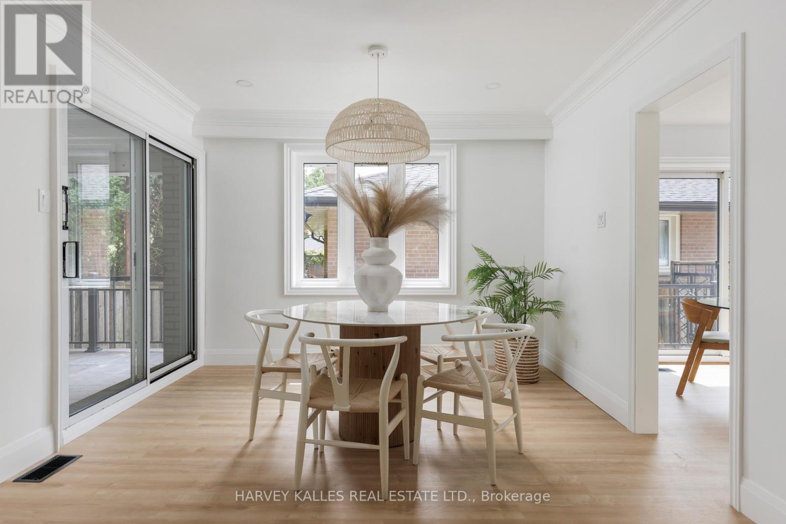 215 Edenbridge Drive Property Photo 12