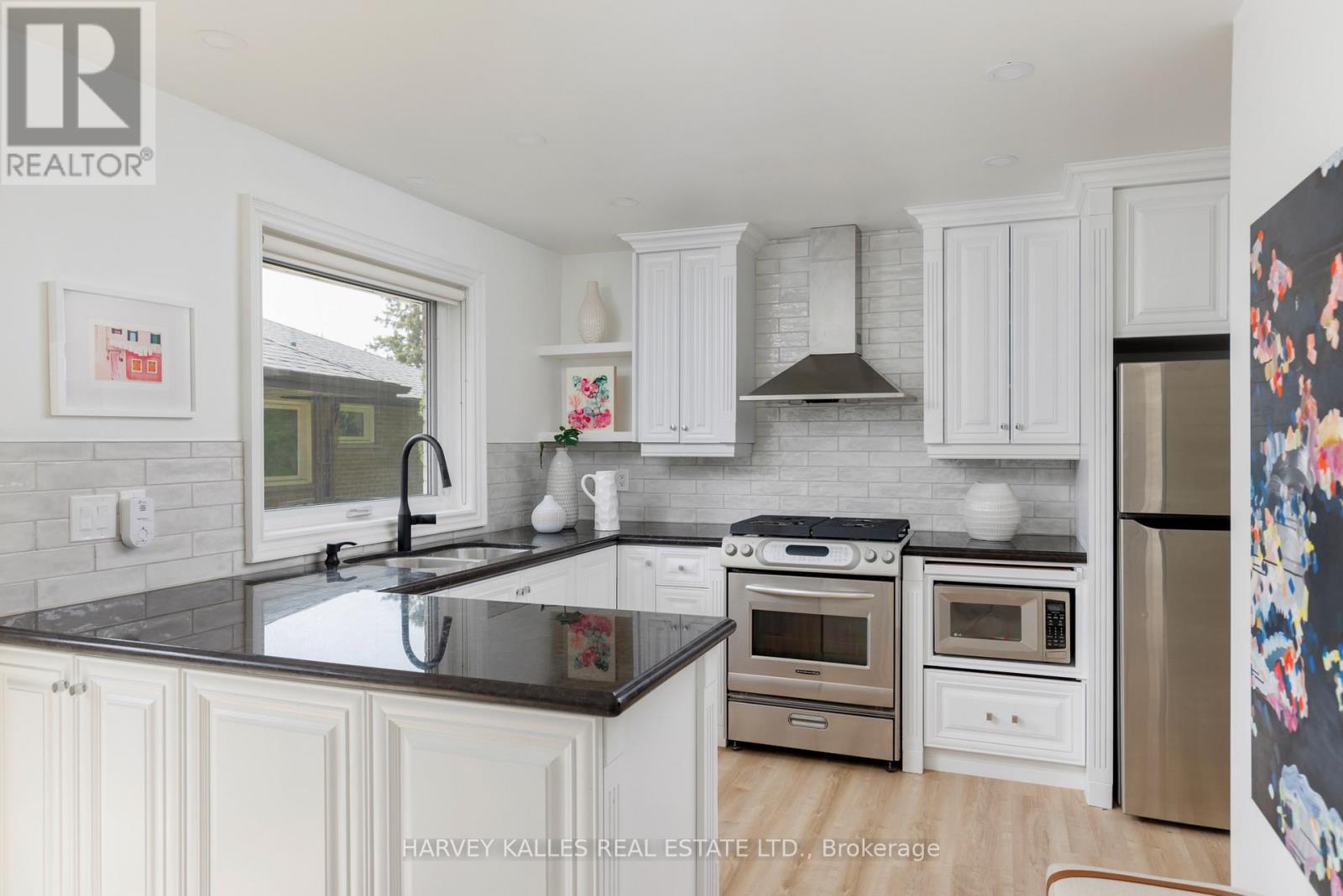 215 Edenbridge Drive Property Photo 21