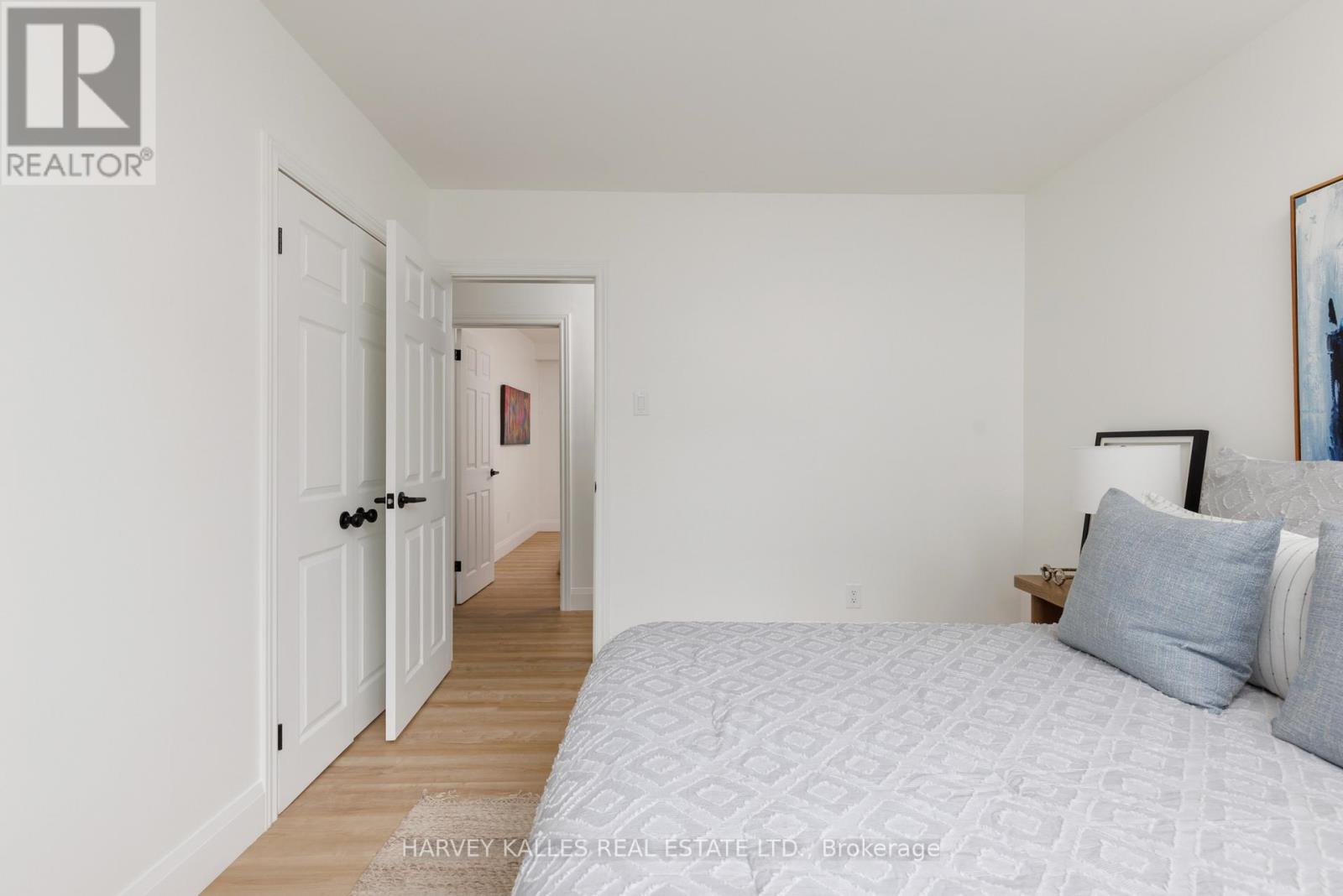 215 Edenbridge Drive Property Photo 30