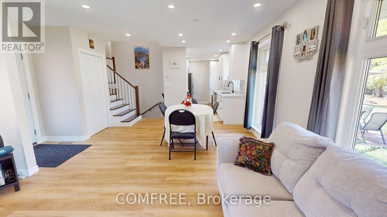 73 Elizabeth Drive Property Photo 5