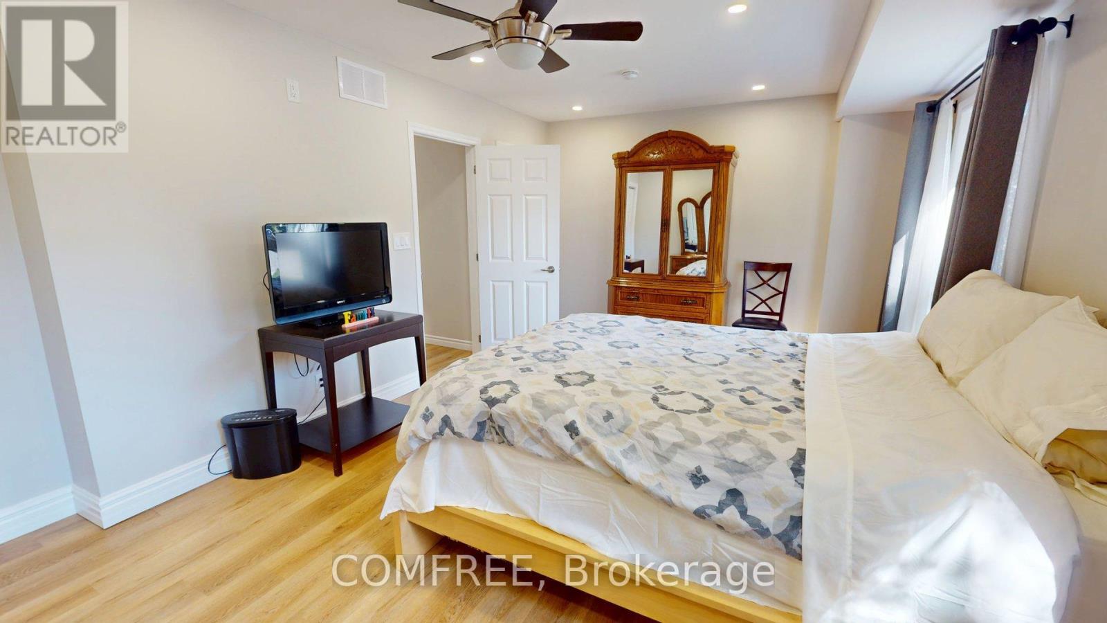 73 Elizabeth Drive Property Photo 12