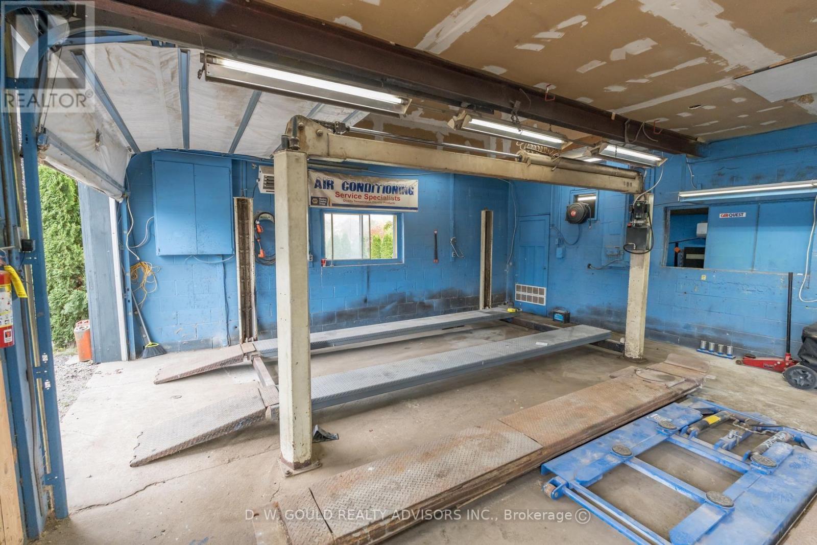 12656 22 Side Road Property Photo 9