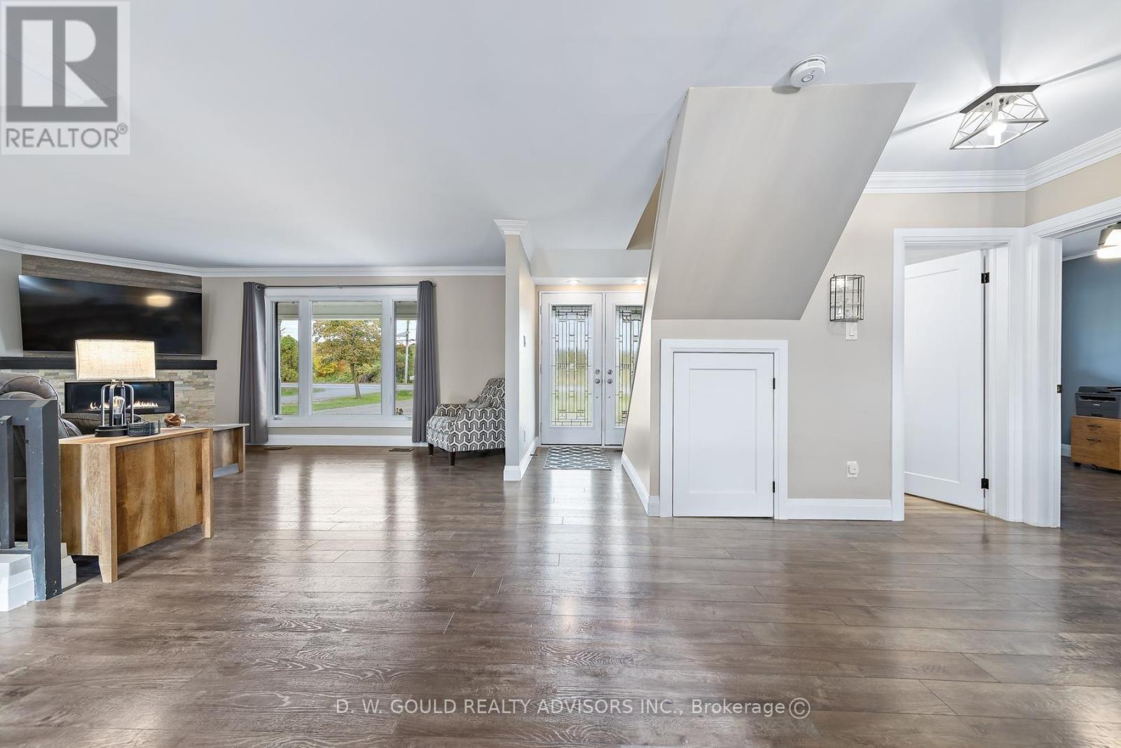 12656 22 Side Road Property Photo 23