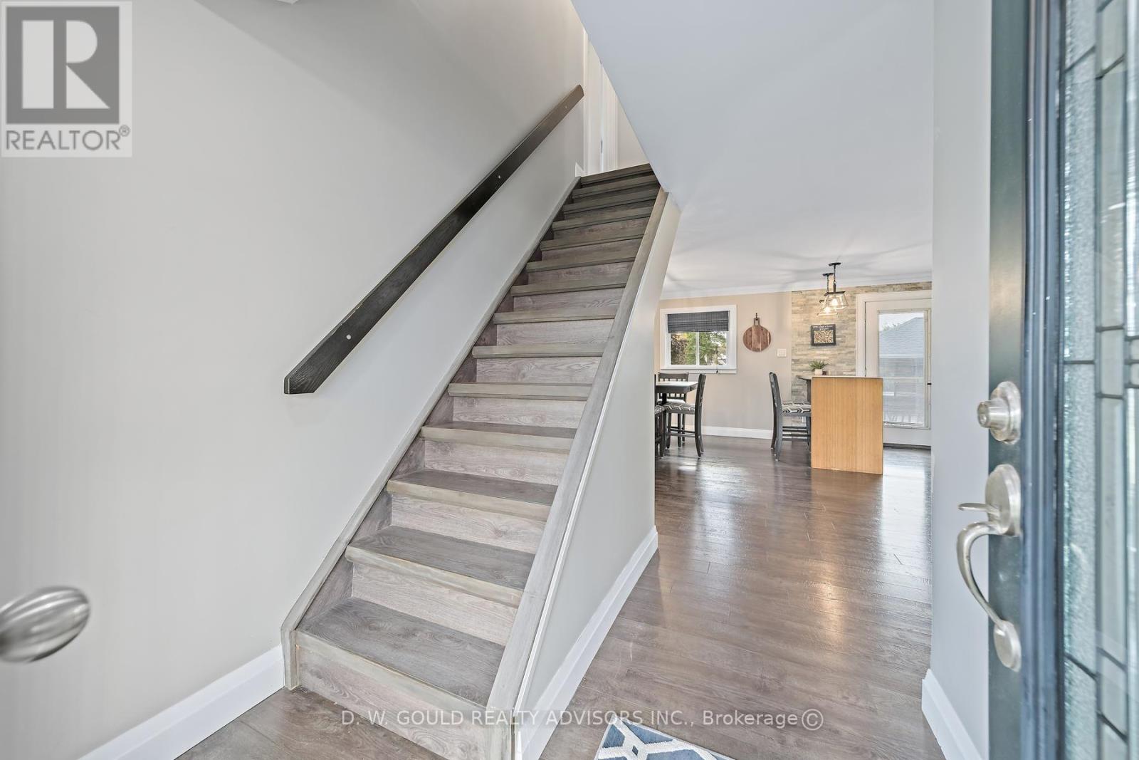 12656 22 Side Road Property Photo 32