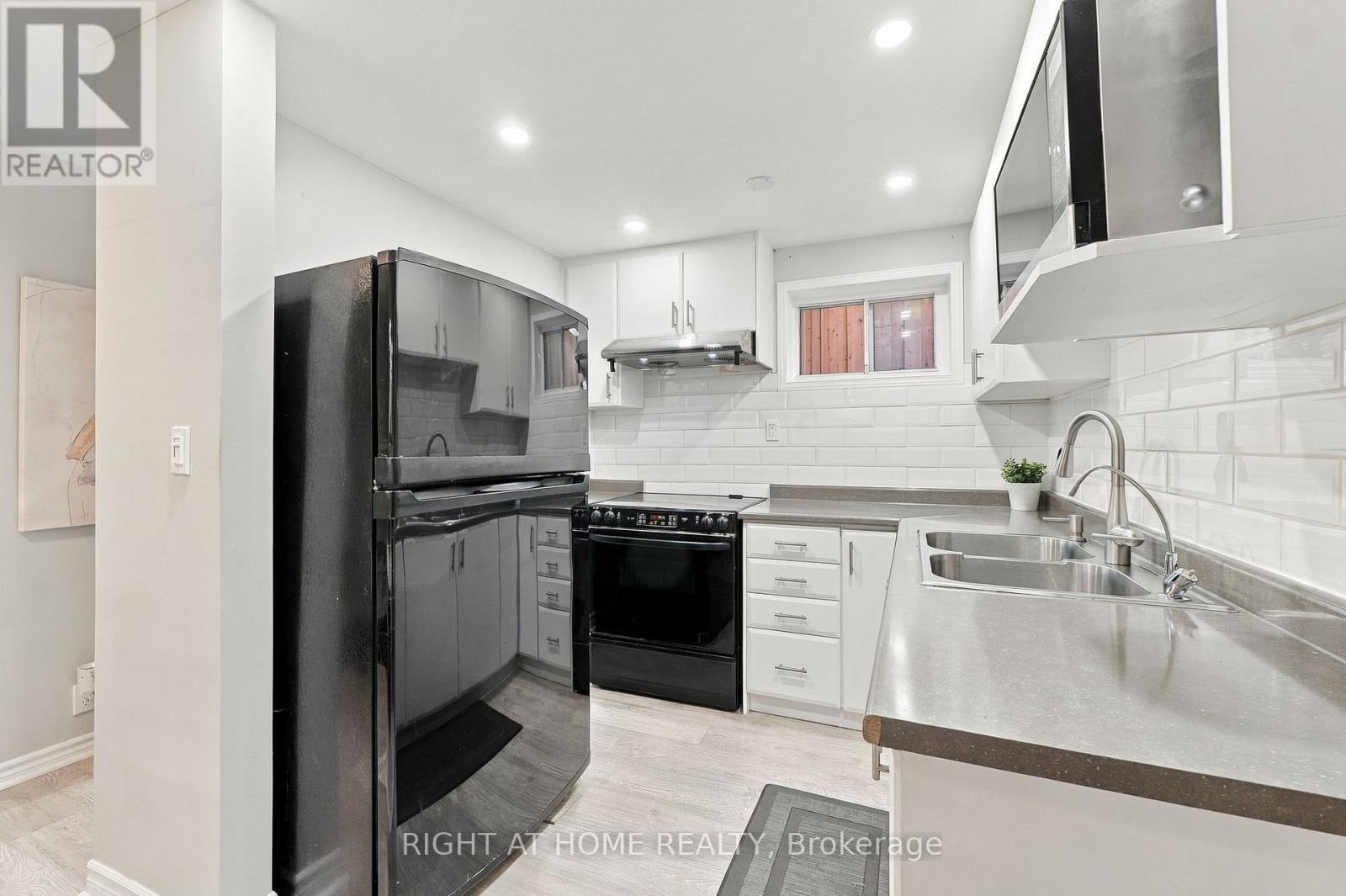 1963 Carrera Lane Property Photo 28