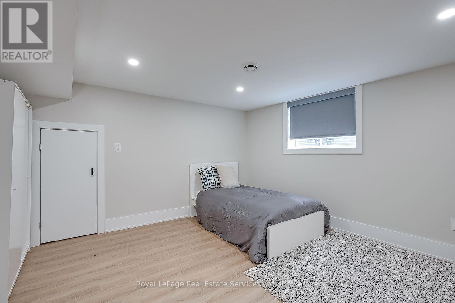 59 Fairwood Place E Property Photo 35
