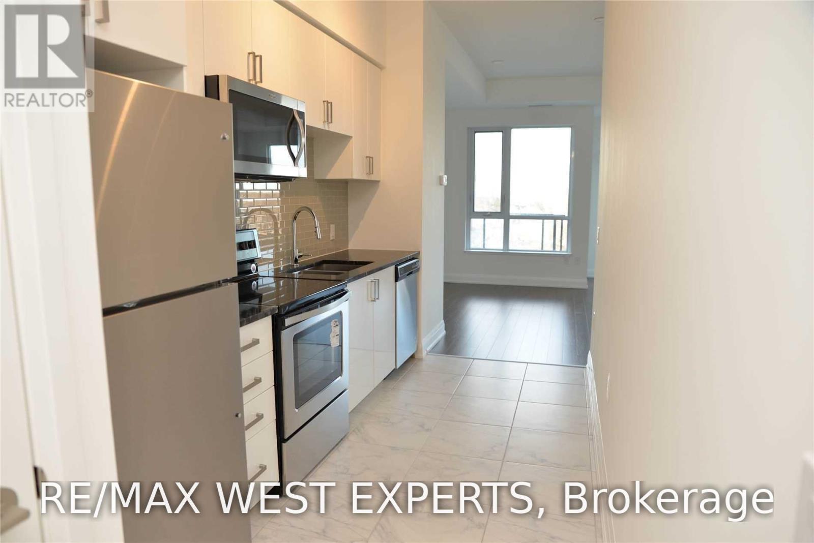 626 - 2800 Keele Street Property Photo 2