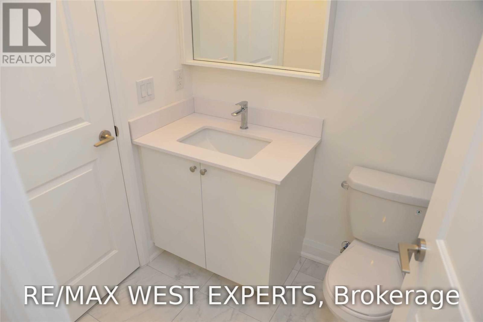 626 - 2800 Keele Street Property Photo 9