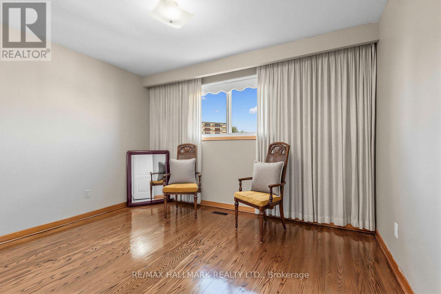 18 Sorlyn Avenue Property Photo 15