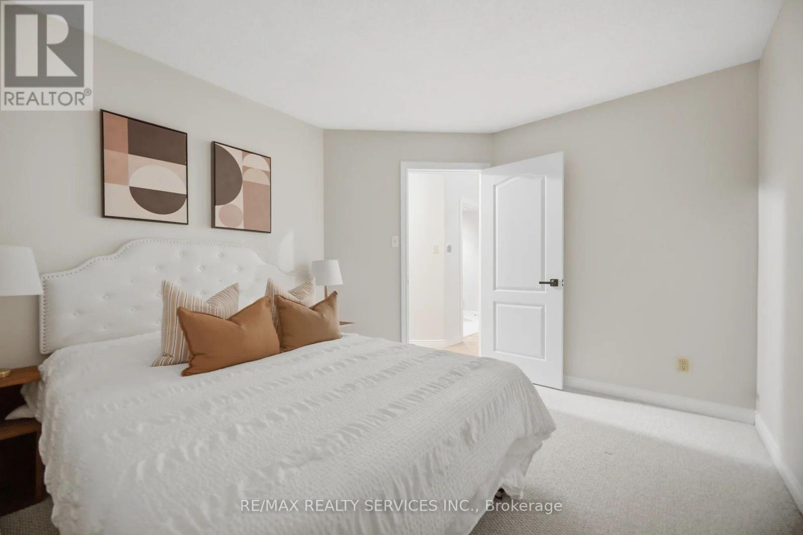 4 Leeward Drive Property Photo 28