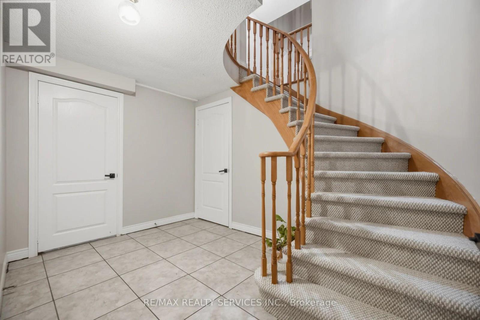 4 Leeward Drive Property Photo 32