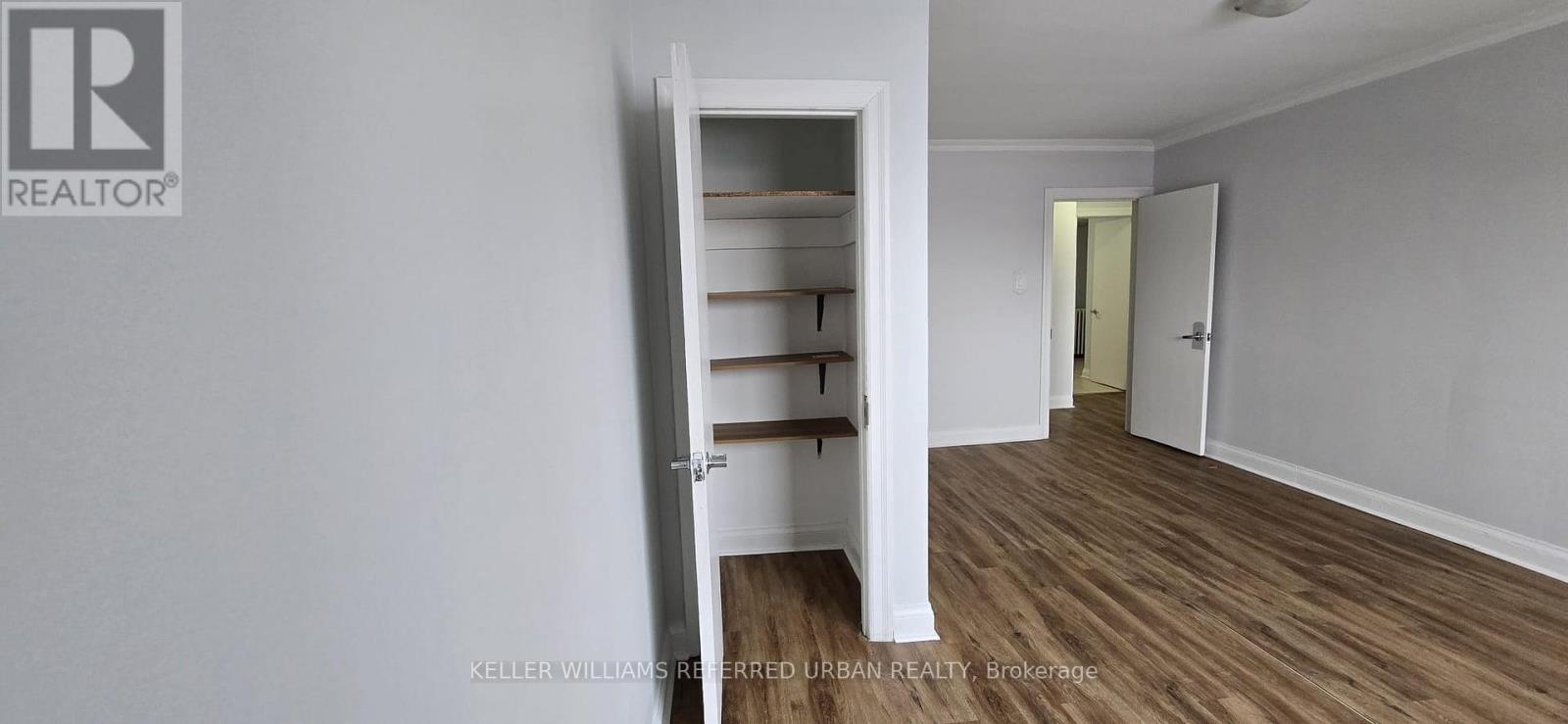 1 - 1854 Eglinton Avenue W Property Photo 5