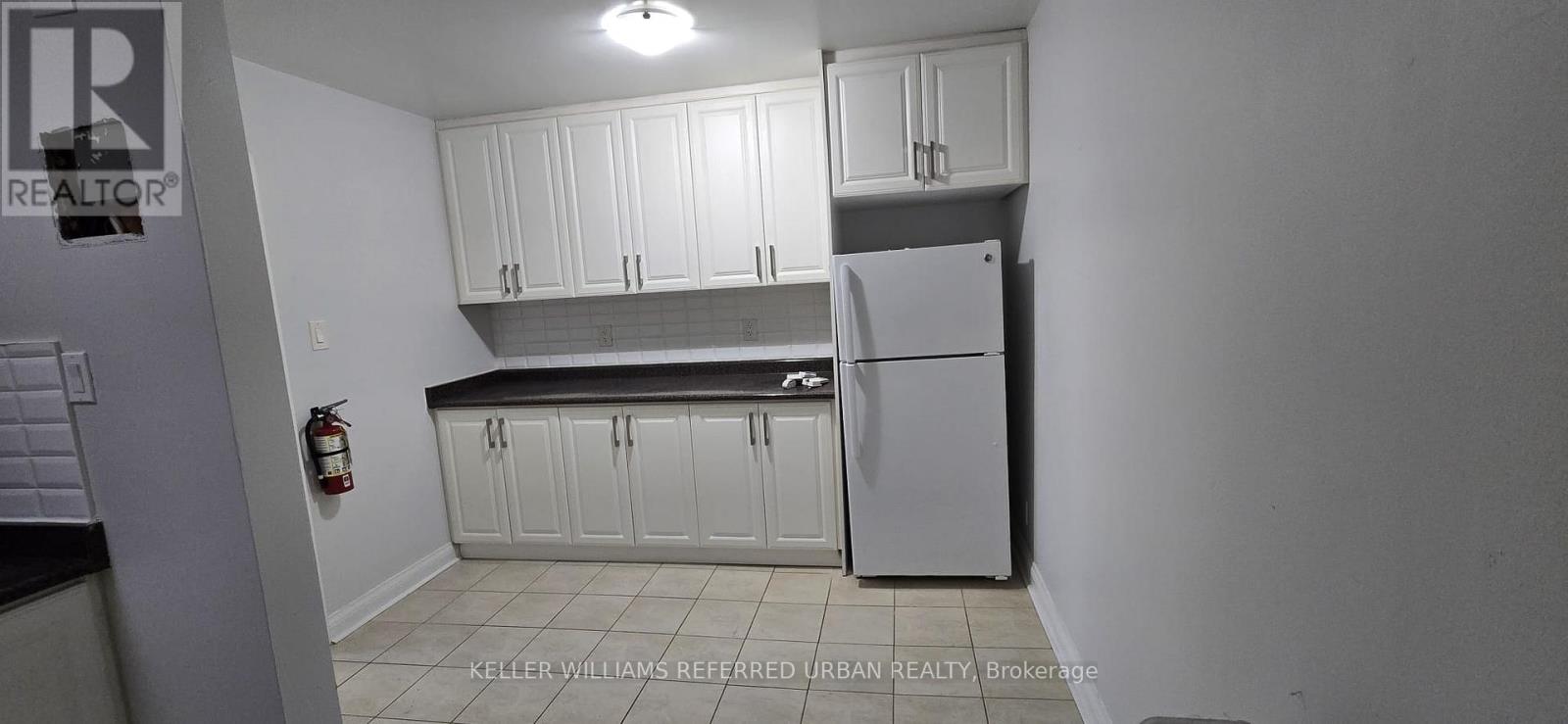 1 - 1854 Eglinton Avenue W Property Photo 9