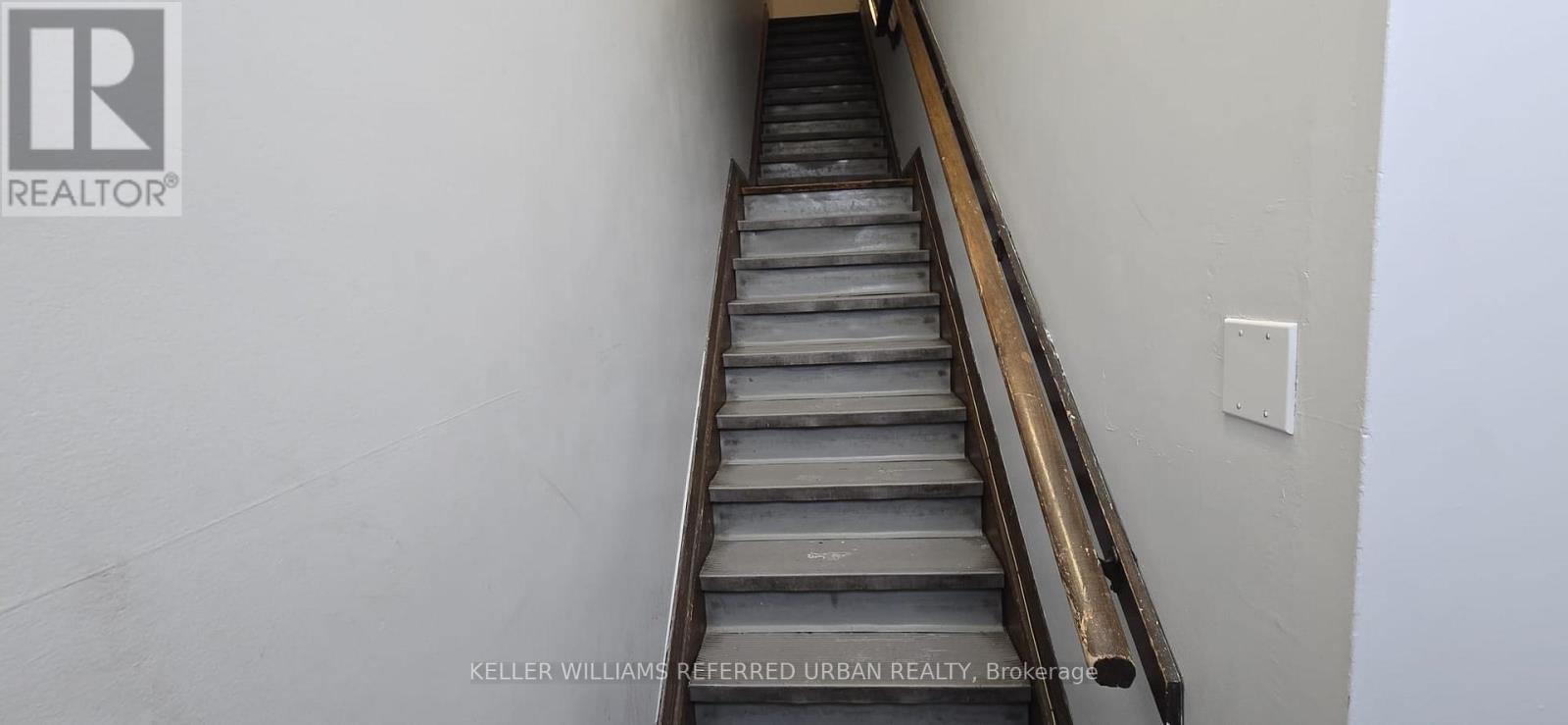 1 - 1854 Eglinton Avenue W Property Photo 14