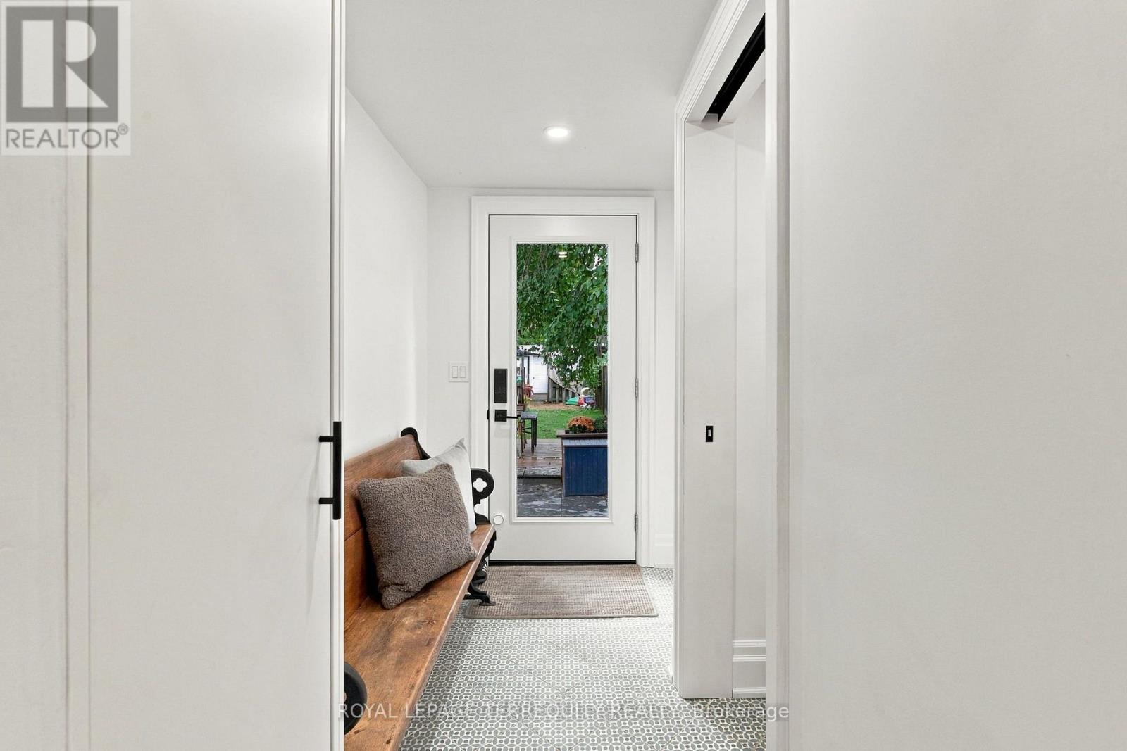 112 Maria Street Property Photo 8