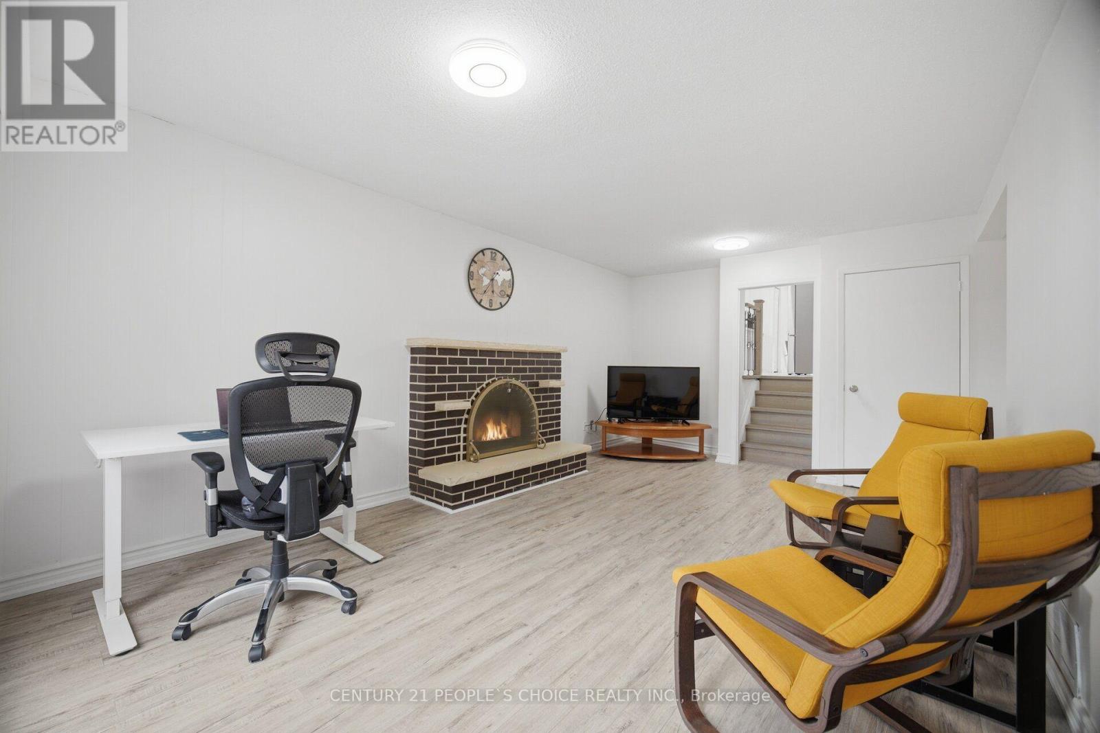 578 Cavell Drive Property Photo 27