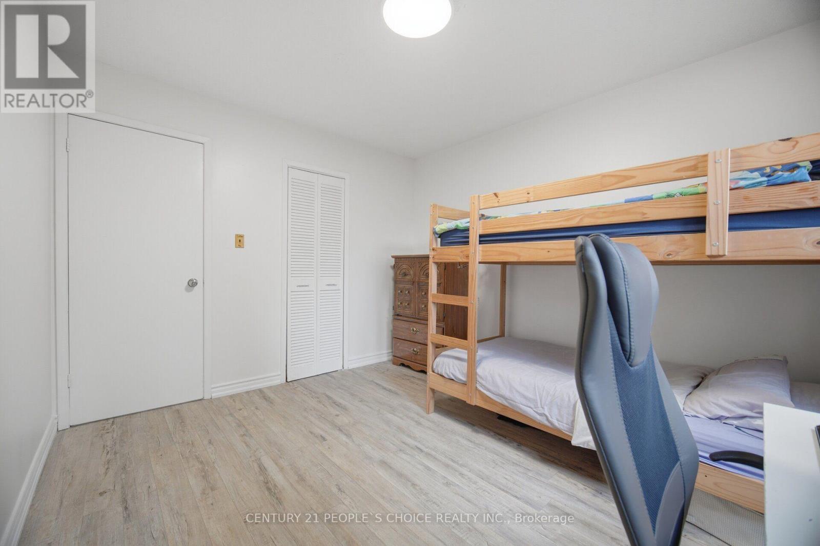 578 Cavell Drive Property Photo 33