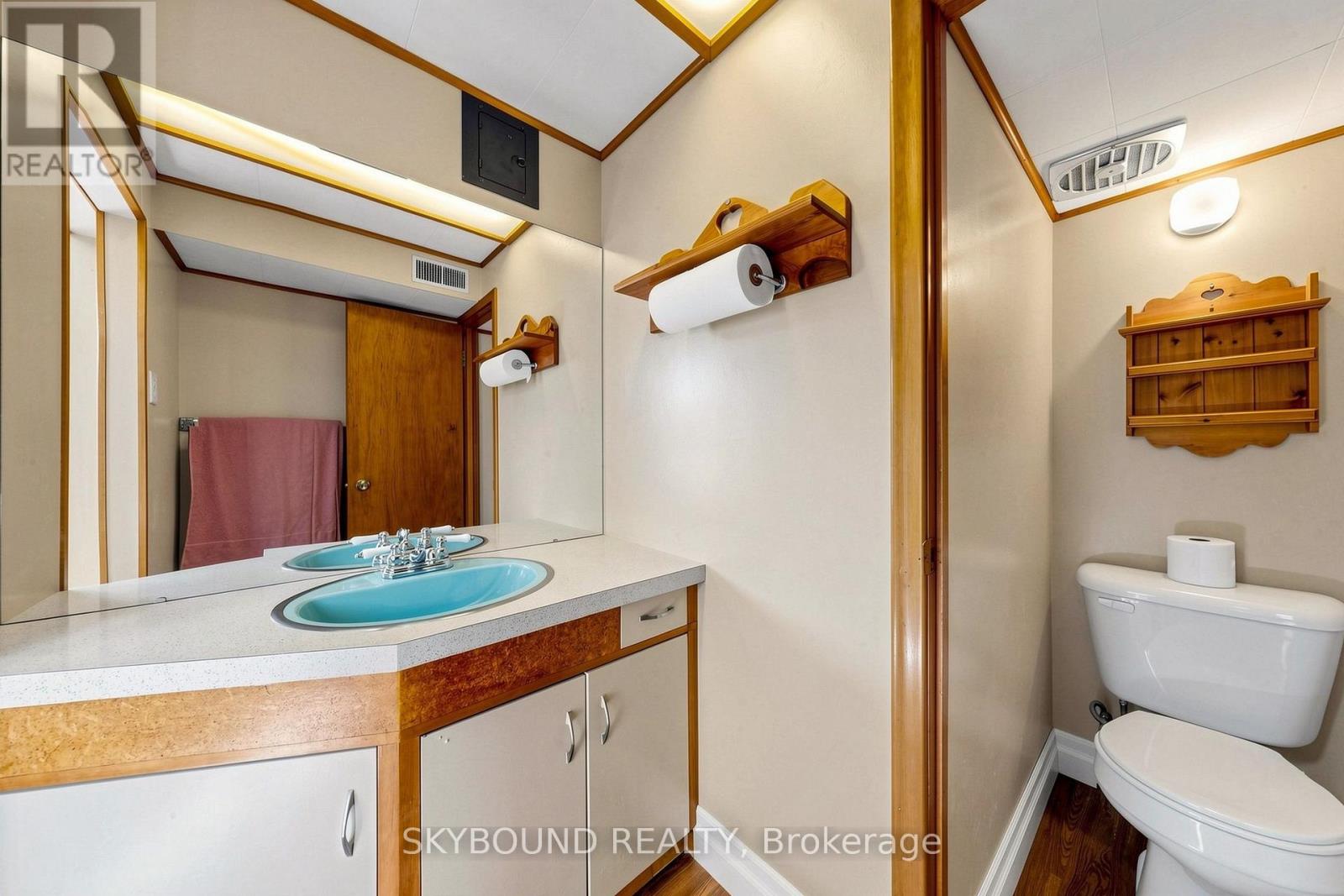 13 Liscombe Road Property Photo 20