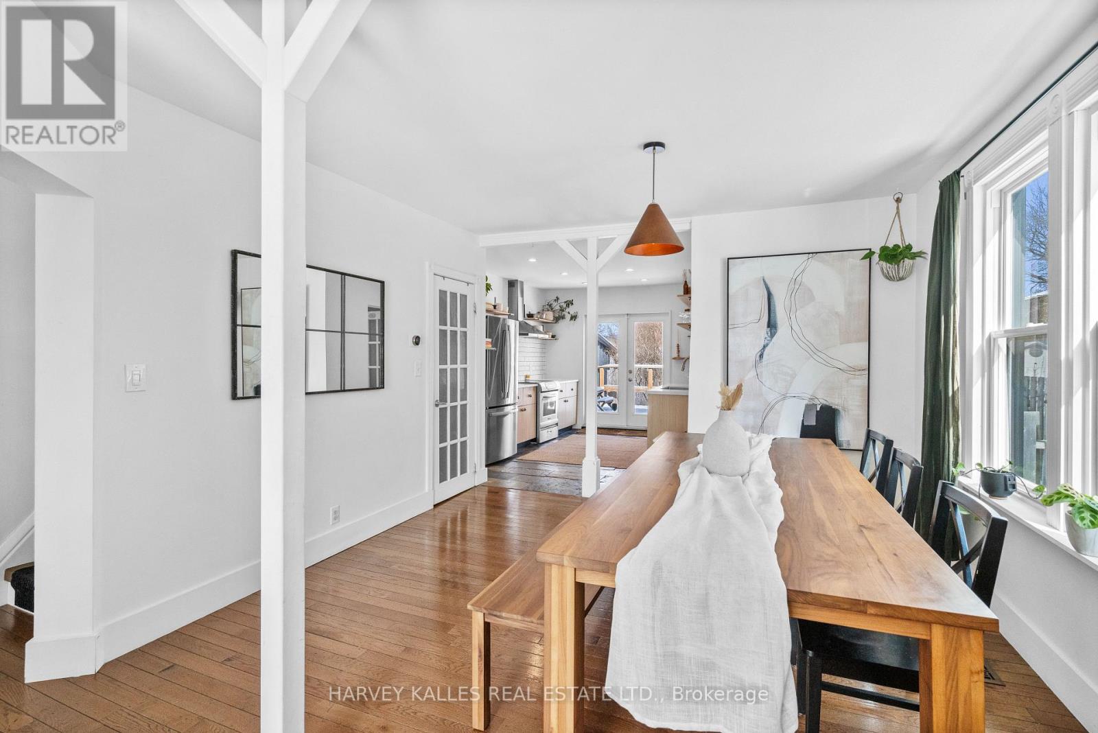 14 Manitoba Street Property Photo 12