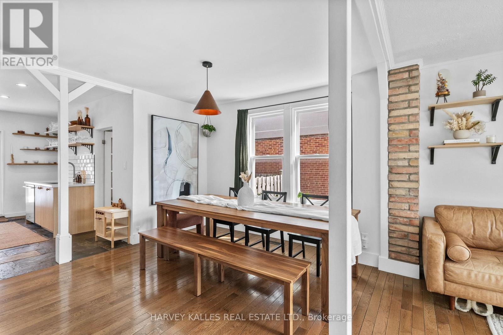 14 Manitoba Street Property Photo 13
