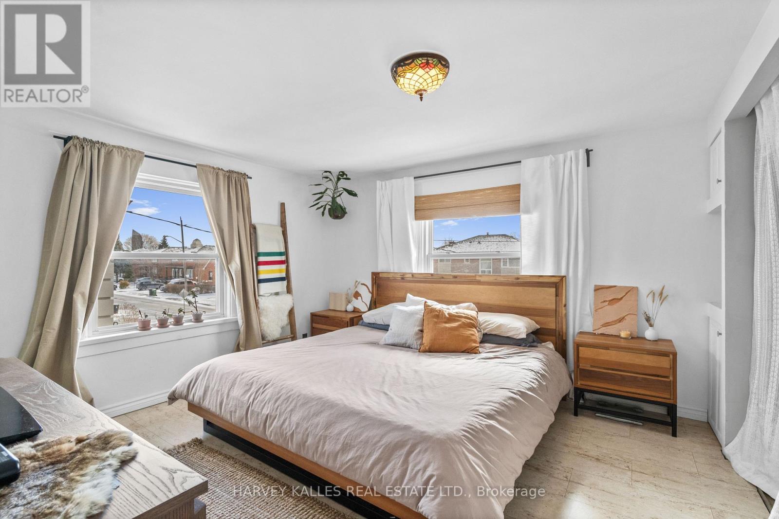14 Manitoba Street Property Photo 25