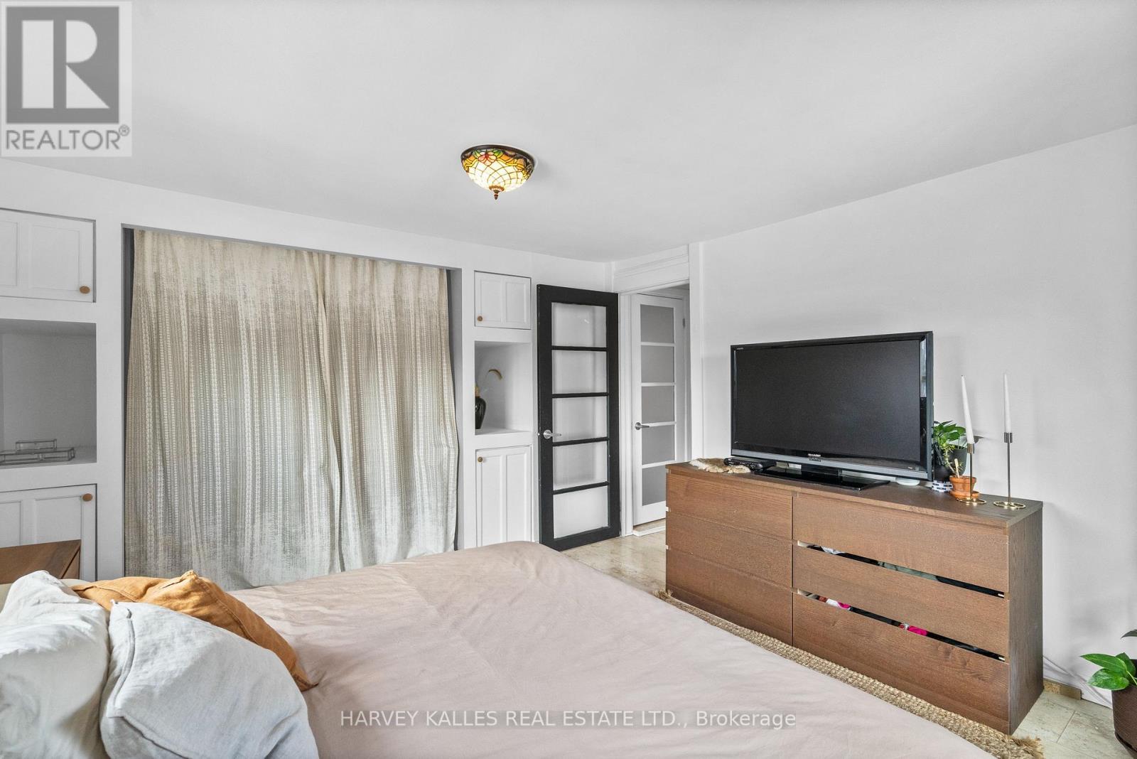 14 Manitoba Street Property Photo 28