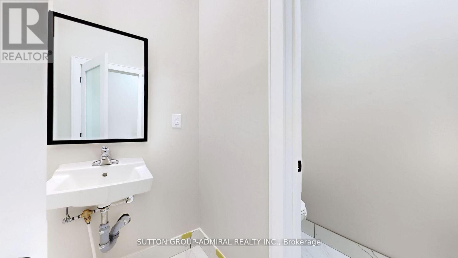 18 And 19 - 800 Petrolia Road Property Photo 3