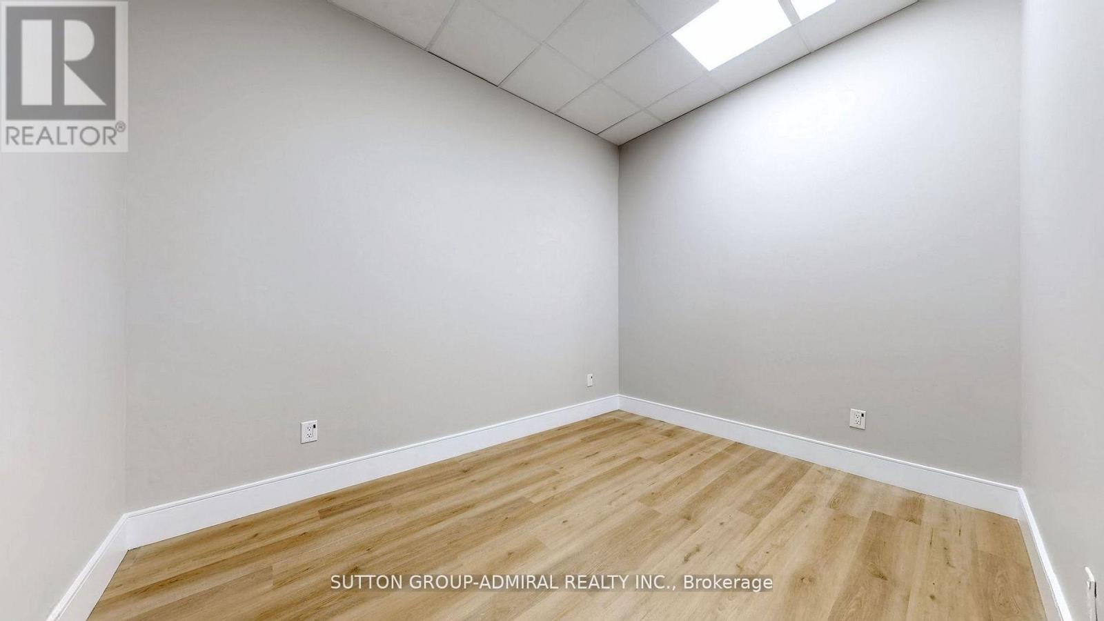 18 And 19 - 800 Petrolia Road Property Photo 7