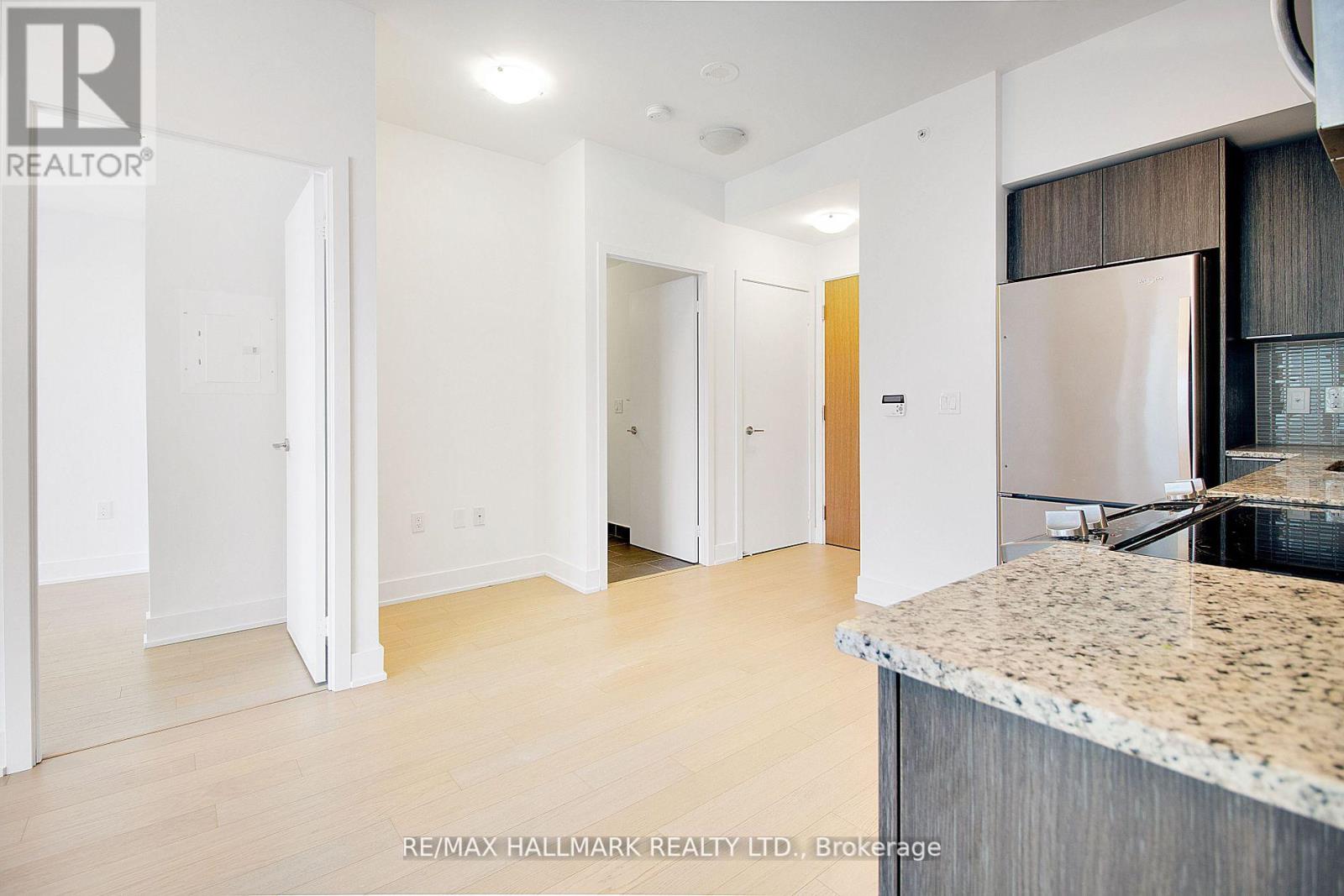 3113 - 30 Shore Breeze Drive Property Photo 3