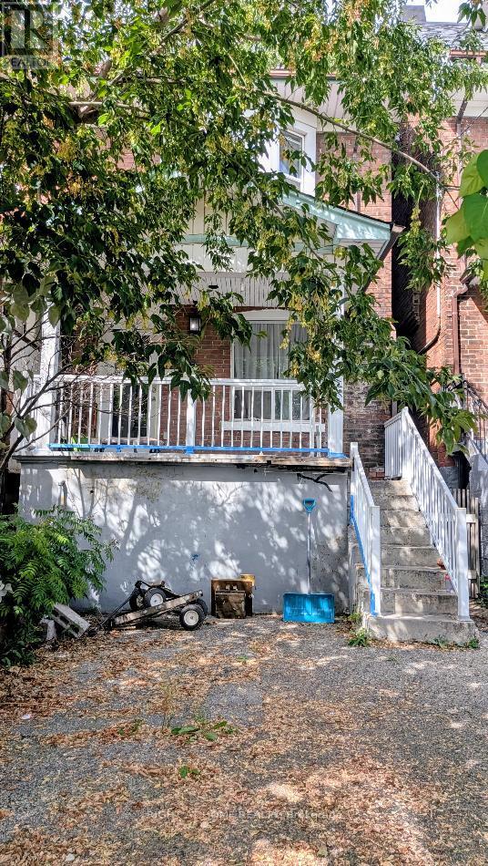 160 Rosemount Avenue Property Photo 1