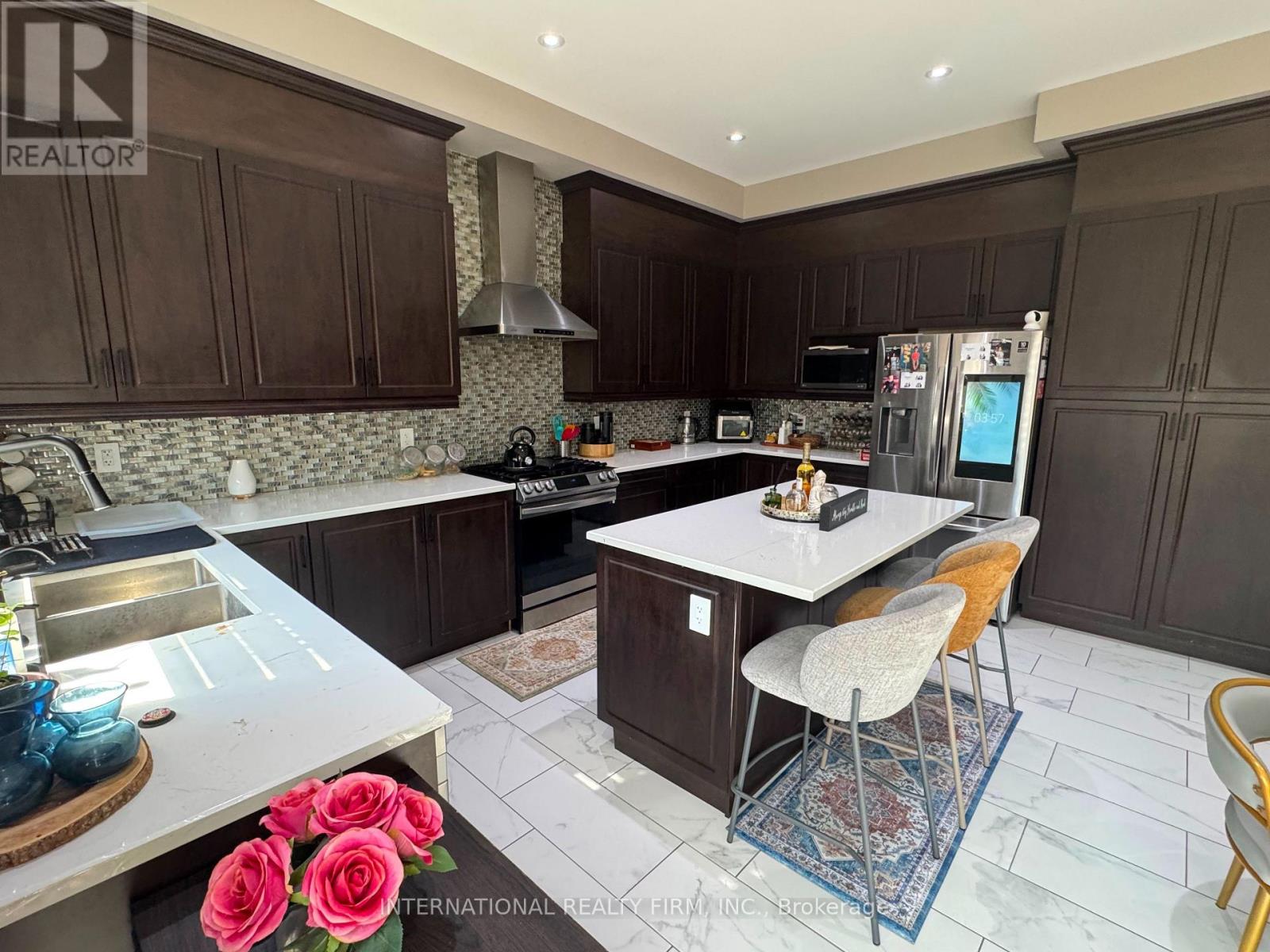 45 Daisy Meadow Crescent Property Photo 6