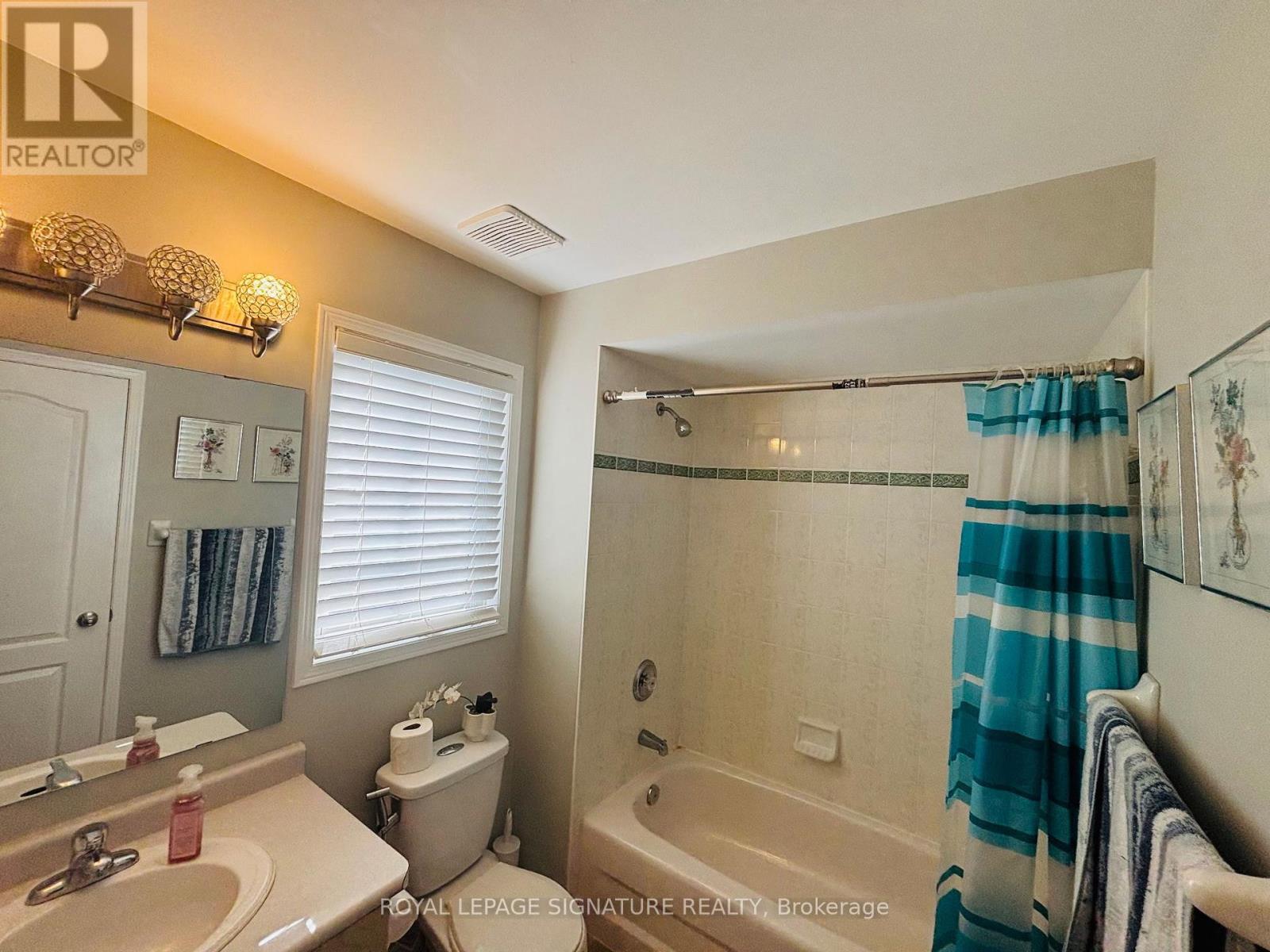 2112 Glenhampton Road Property Photo 2