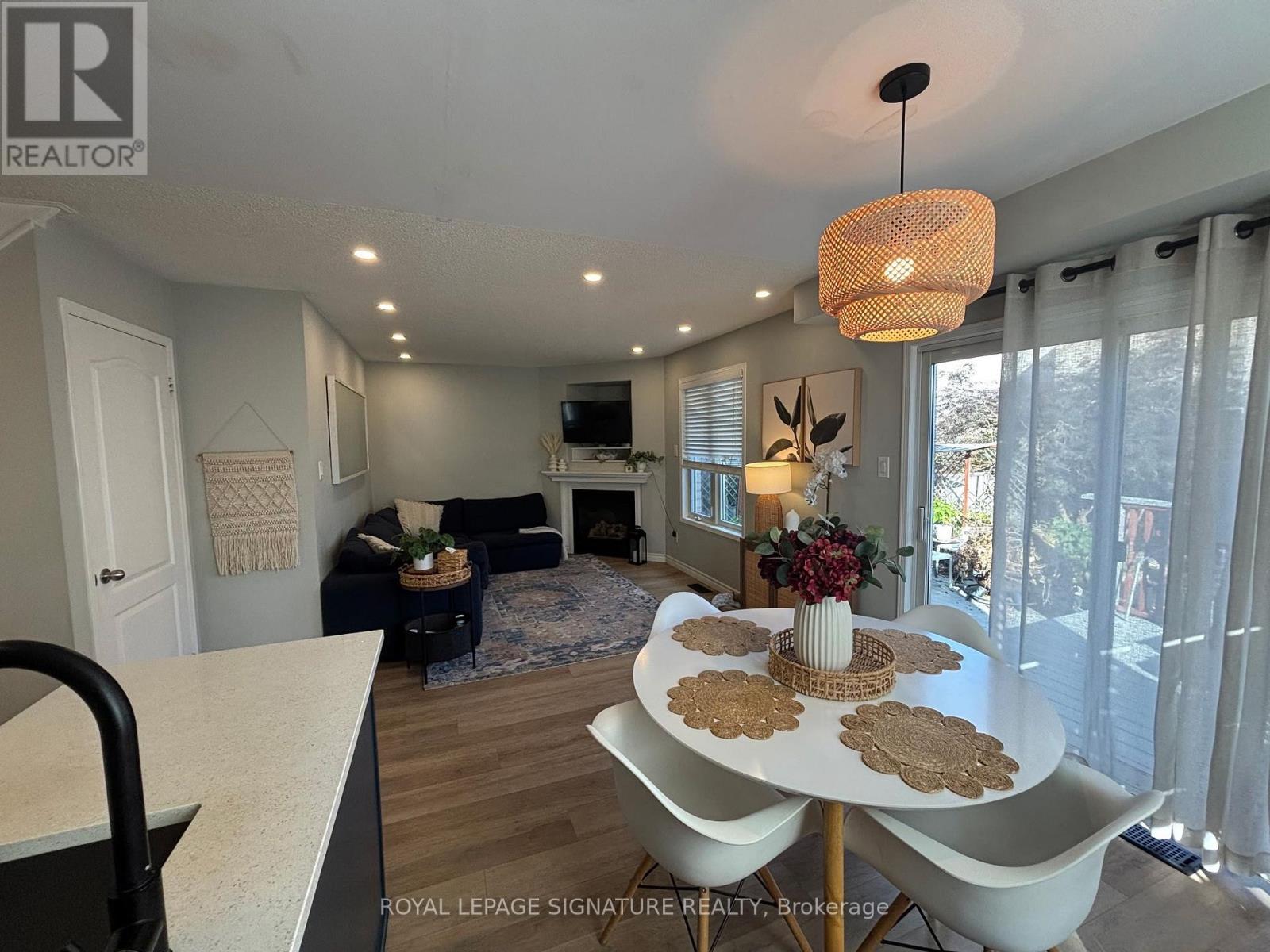2112 Glenhampton Road Property Photo 14