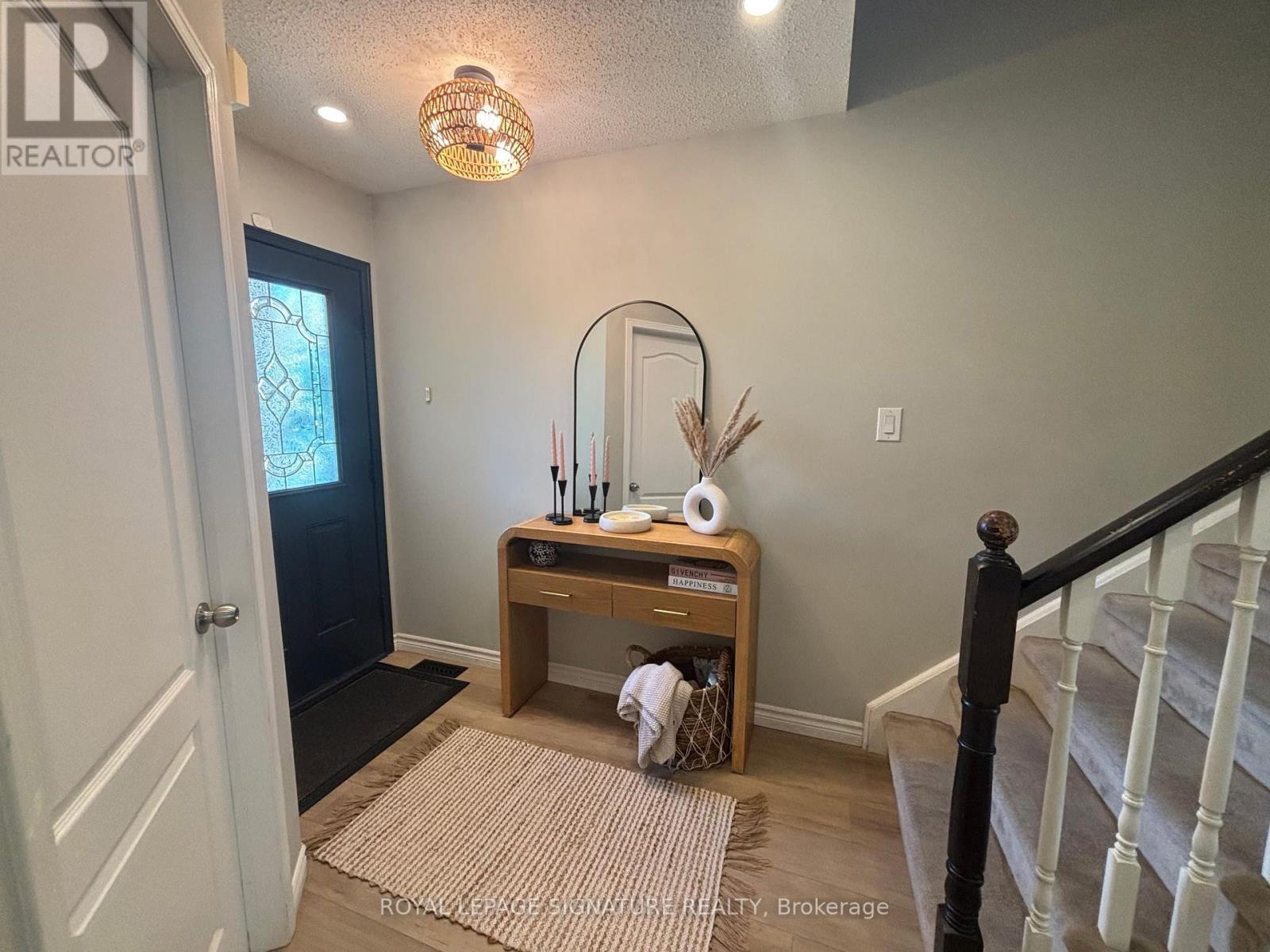2112 Glenhampton Road Property Photo 25