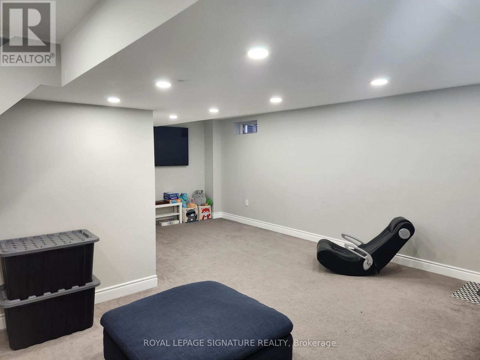 2112 Glenhampton Road Property Photo 32