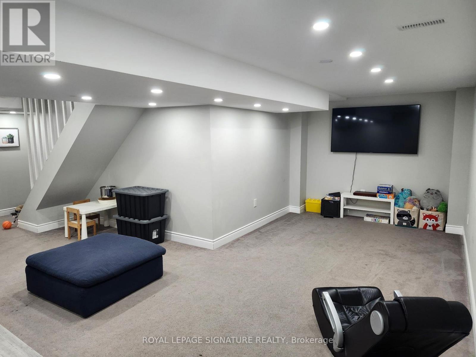 2112 Glenhampton Road Property Photo 33