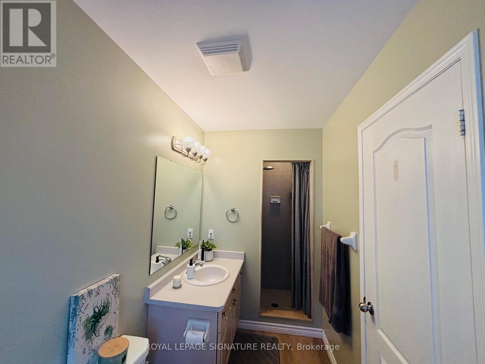2112 Glenhampton Road Property Photo 42