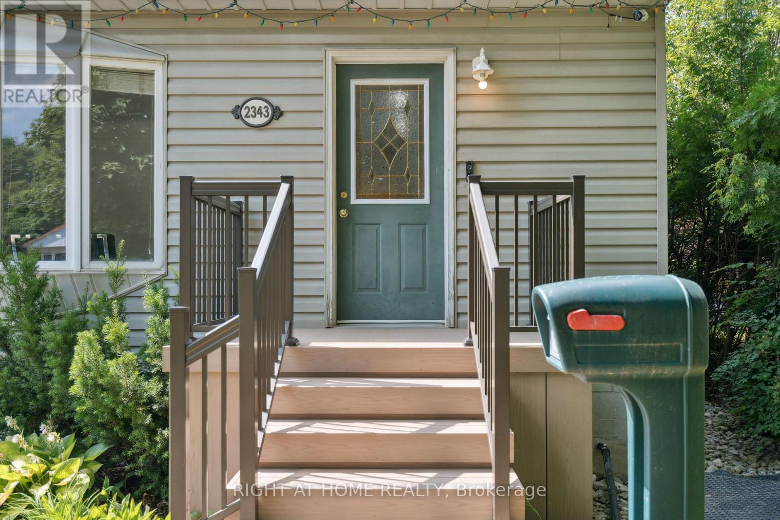 2343 Mountainside Drive Property Photo 6