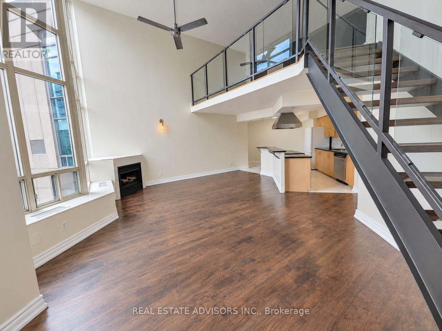 838 - 250 Manitoba Street Property Photo 11