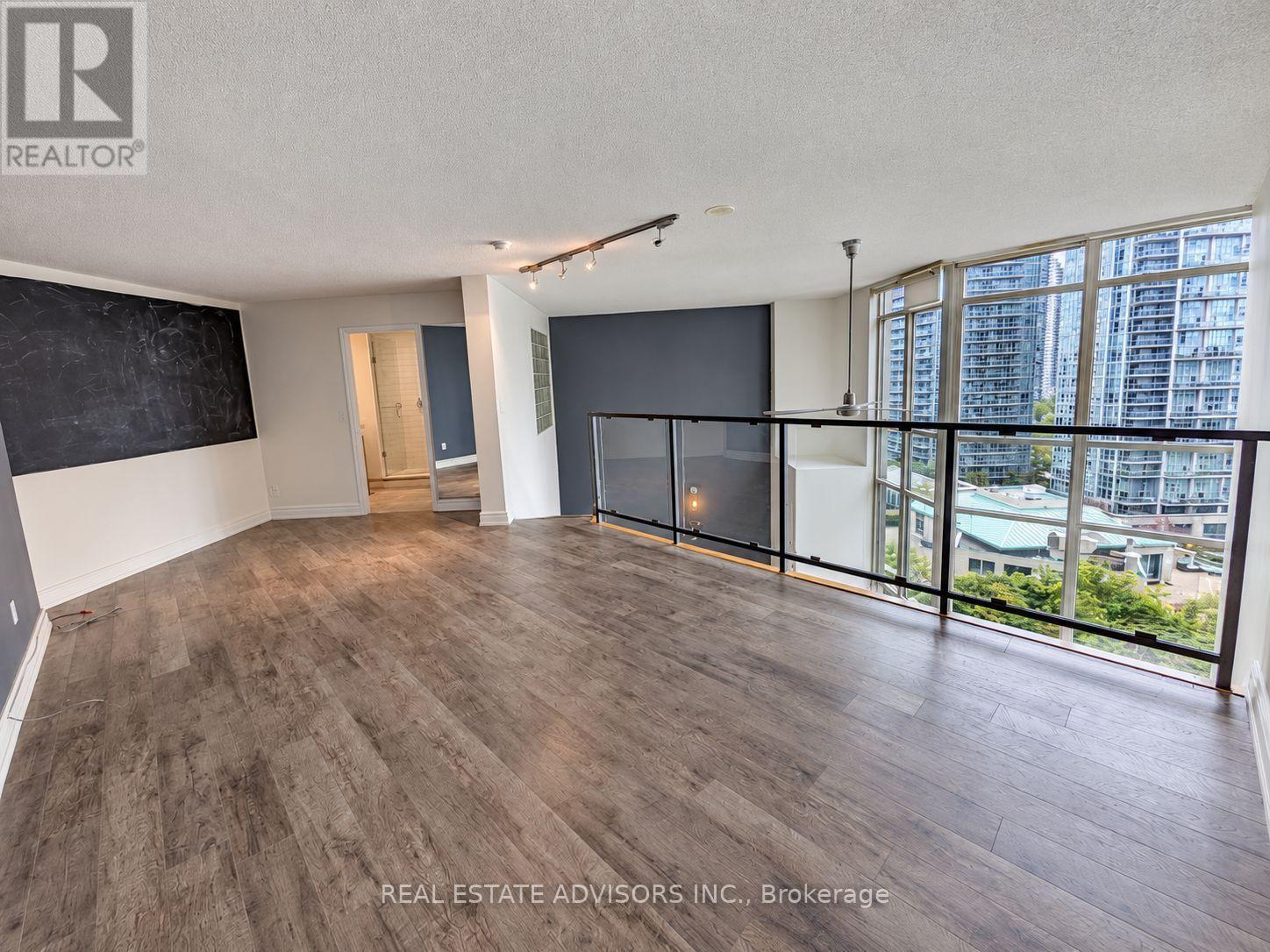 838 - 250 Manitoba Street Property Photo 16