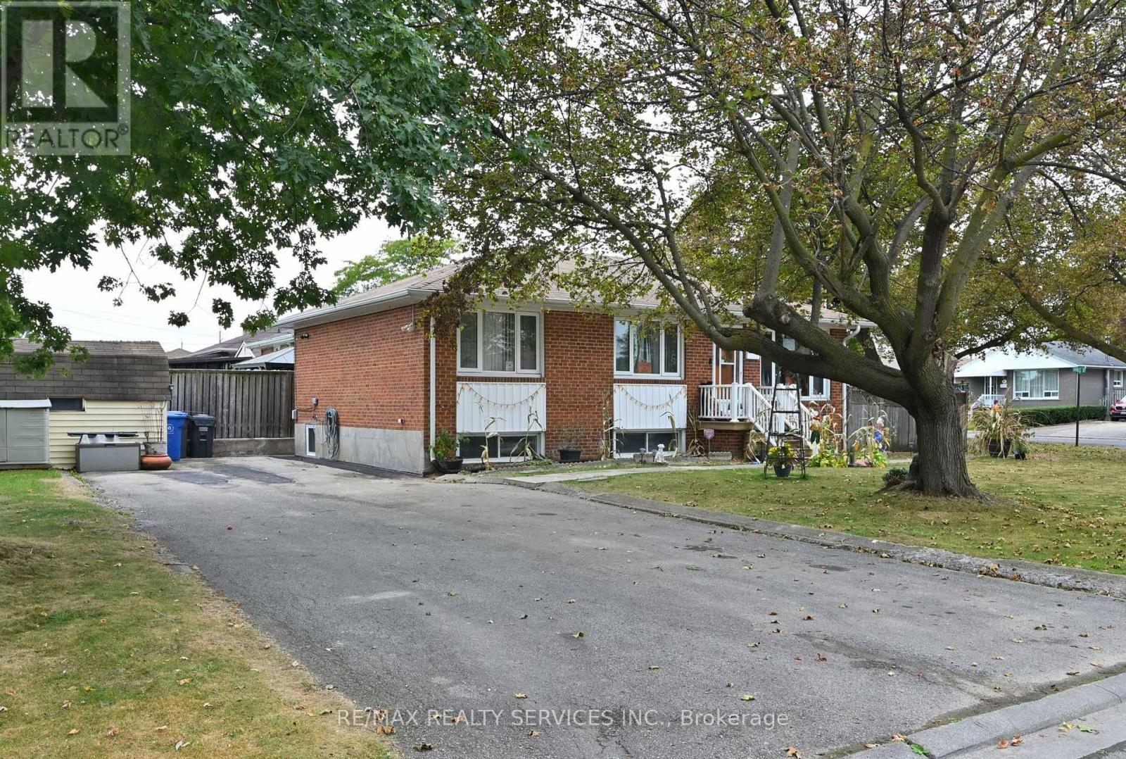 31 BRISCO STREET Property Photo 1