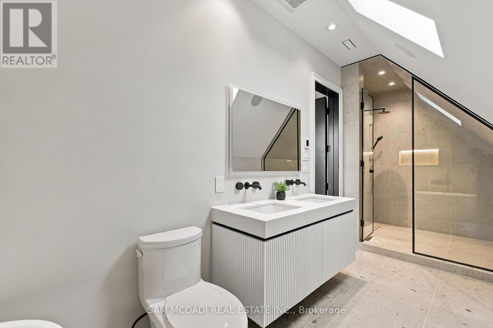 957 Halliday Avenue Property Photo 21
